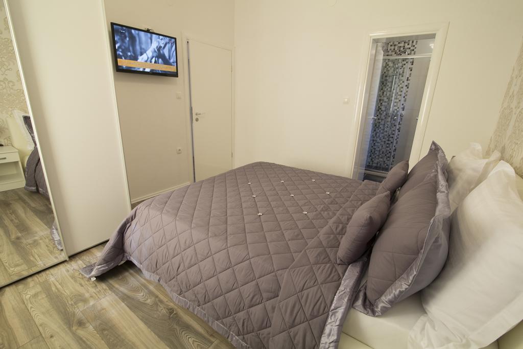 Villa Petra Apartment With Private Pool 马卡尔斯卡 外观 照片